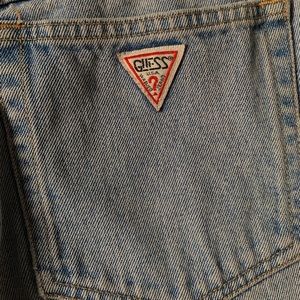 Vintage GUESS High-Waisted Jeans